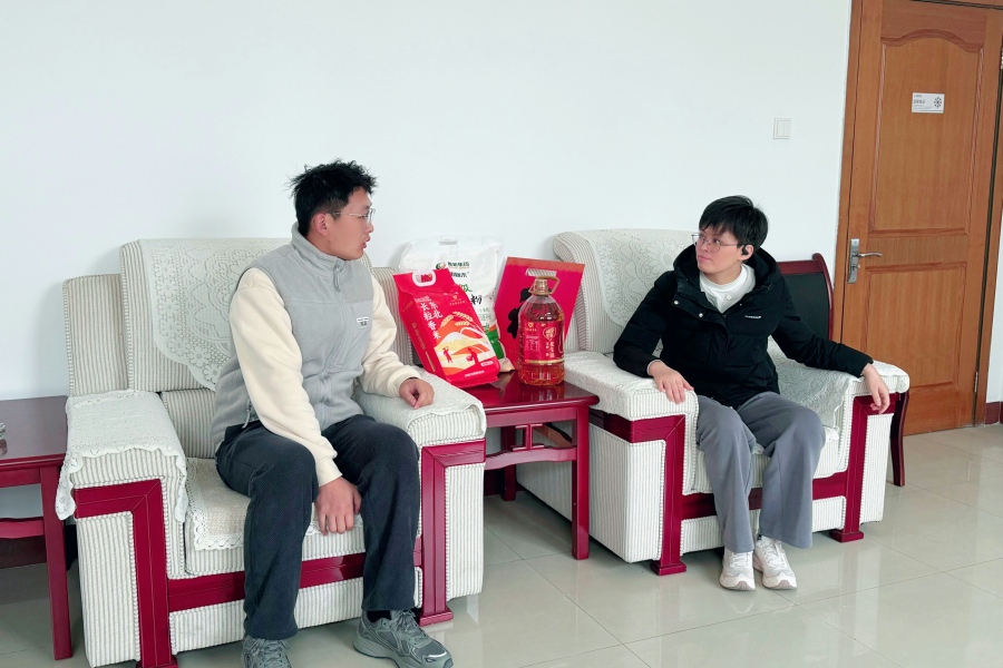 慰问2.jpg 慰问2.jpg